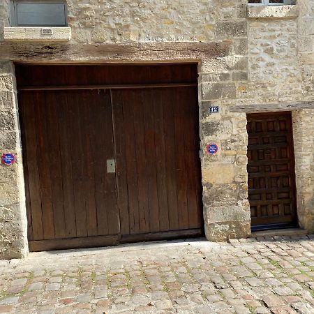 Le Gite Senlis  Exterior photo